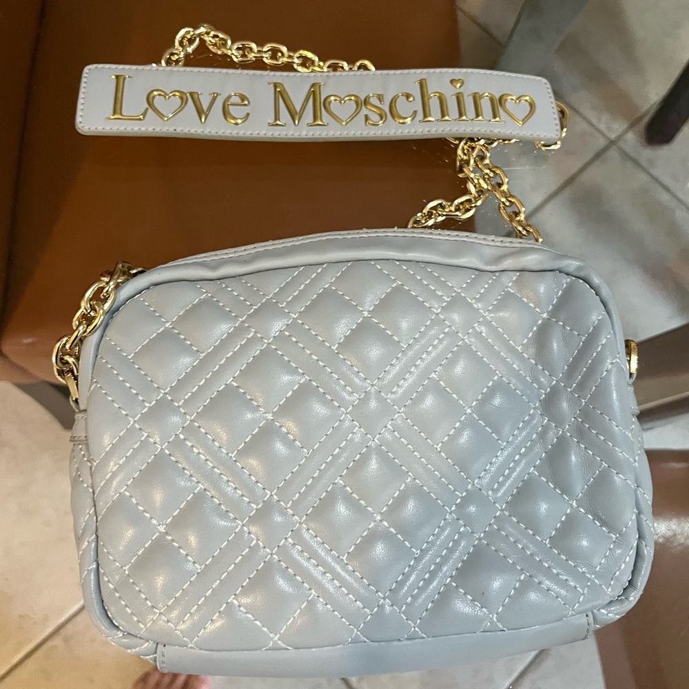 Love Moschino Quilted pale blue Crossbody Bag. See pictures - Picture 3 of 6